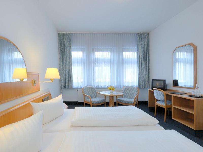 Autobahnhotel Gudow Стая снимка